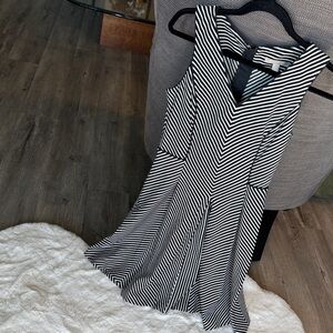 Banana Republic Black and White Striped Garment